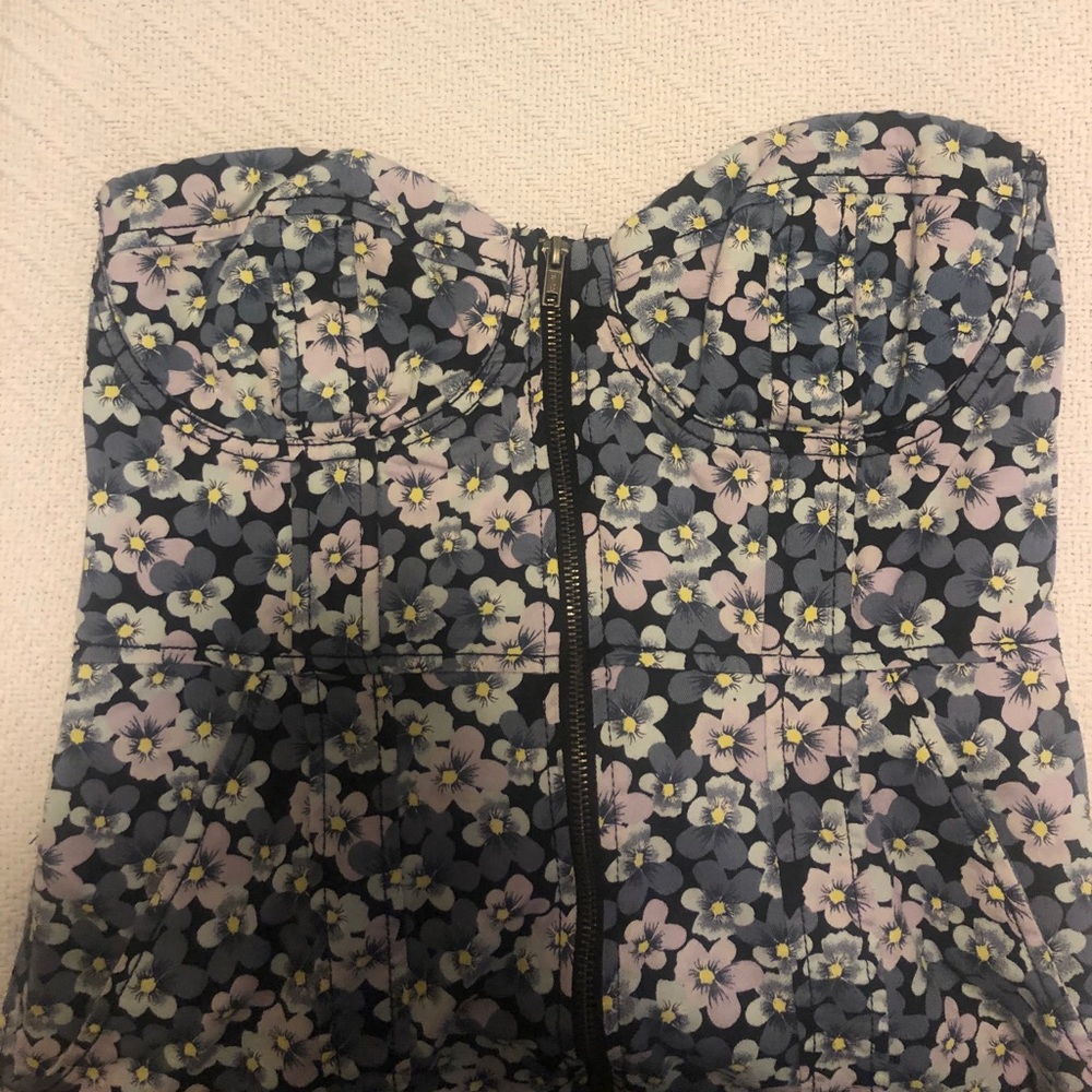 Strapless zipper dress